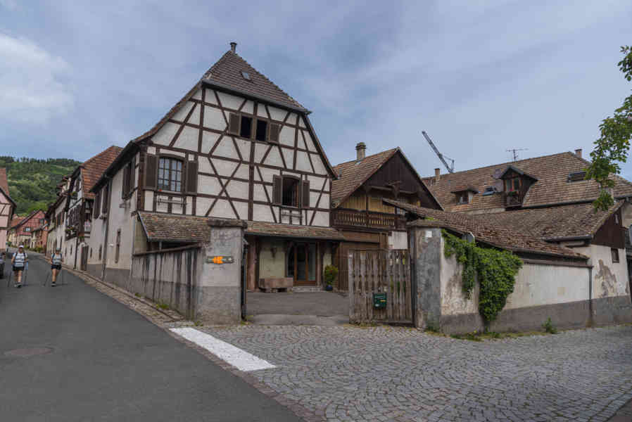 Francia - Alsacia 251 - Hunawihr.jpg